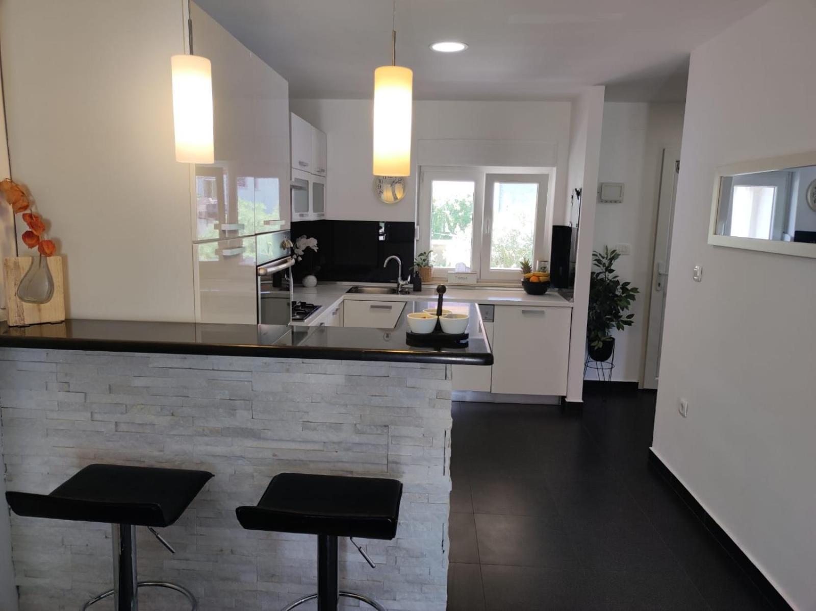 "Apartments Petra - 2 Bedroom With Swimming Pool" Чилипи Екстер'єр фото